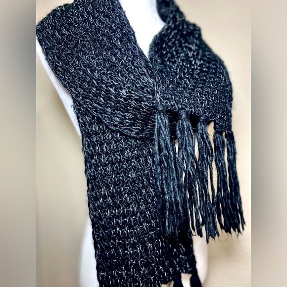 Women’s Black w Silver Lurex Metallic Fringed Knit Scarf Wrap from Renee’s NYC - Picture 3 of 7